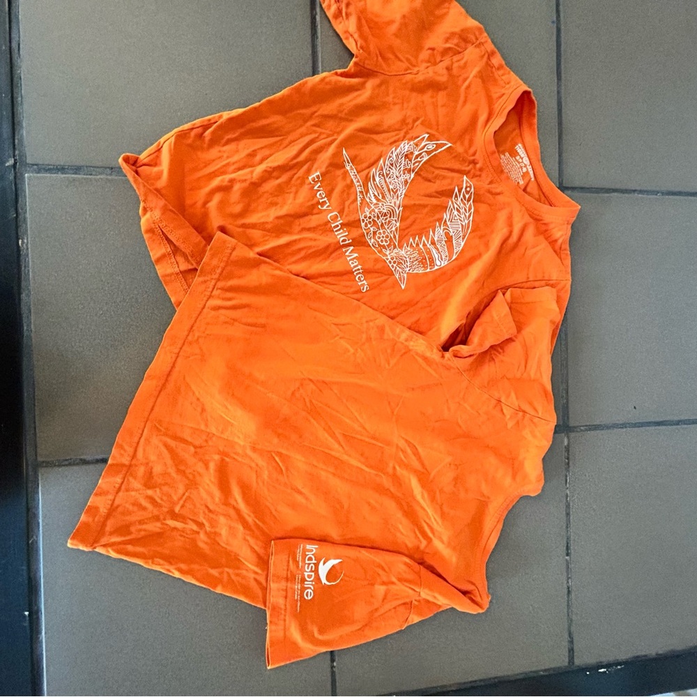 2 Every Child Matters Orange T shirts (kids 7/8) - Picture 5 of 6